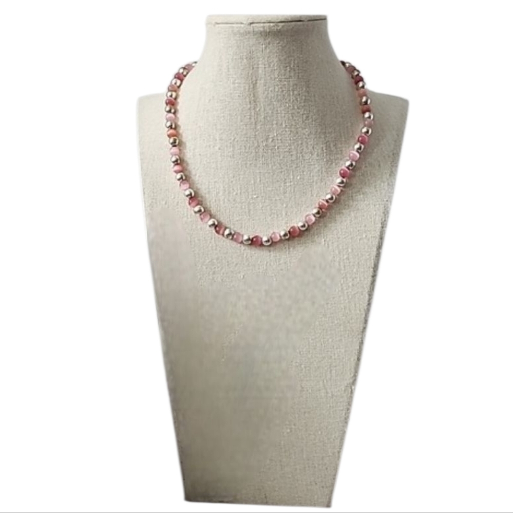 KR pink beaded cat's eye necklace